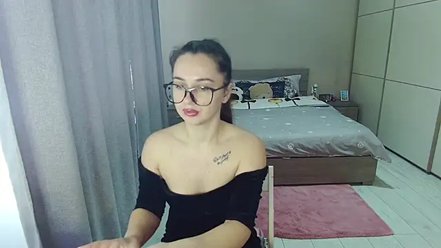 singletrouble online show from January 9, 9:57 am