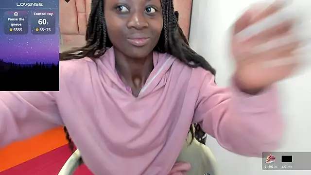 Sara Naugty online show from October 7, 1:04 pm