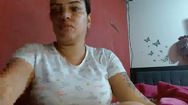 Snapshot of Tammyymilf chatting on October 1, 3:22 am Tammyymilf online show from October 1, 3:22 am