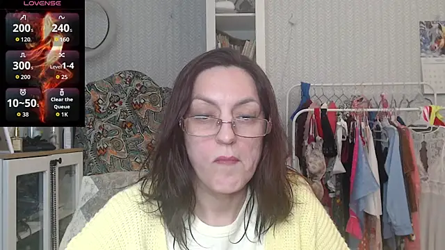 Soffya Soy online show from March 2, 9:20 pm