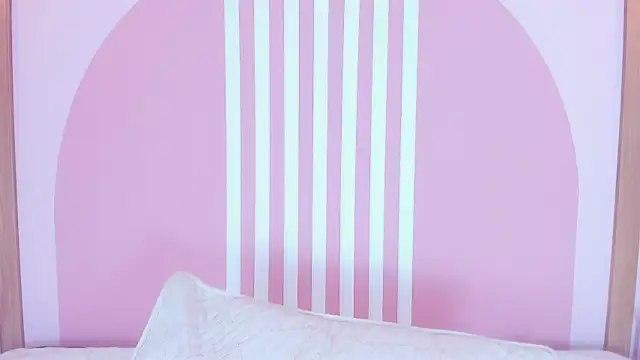 Lannajansen online show from March 24, 3:06 pm