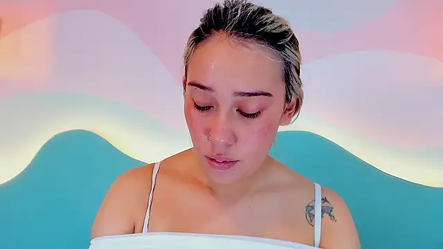 Lannajansen online show from December 17, 1:37 pm