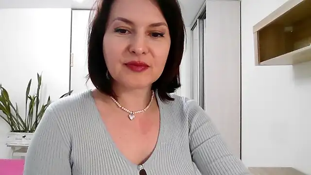 Victoria Glam online show from November 14, 5:24 pm