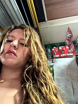 Snapshot of masmelorosa chatting on October 17, 1:25 pm masmelorosa online show from October 17, 1:25 pm