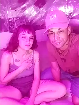 parejarica420 online show from May 8, 1:20 am