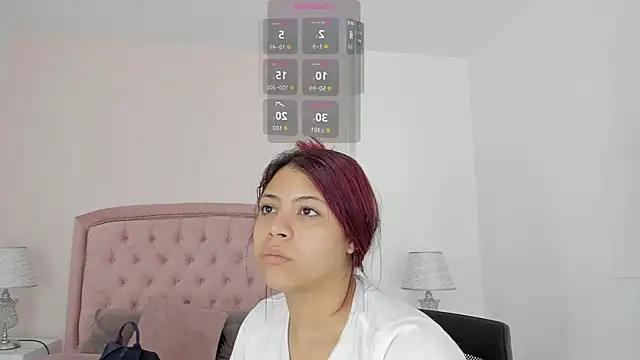 Snapshot of Kendall__Fox chatting on October 3, 6:07 am Kendall Fox online show from October 3, 6:07 am