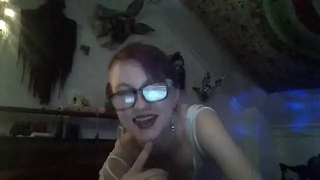 GloriousKarma online show from June 4, 3:16 pm