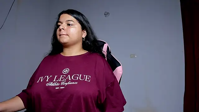 Little Shaara online show from October 22, 9:20 pm