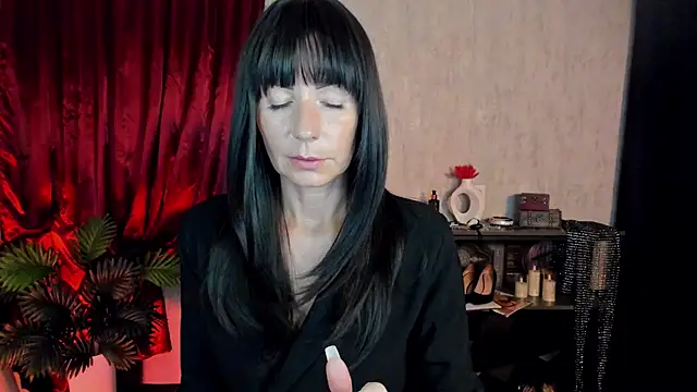 Snapshot of MonicaCheerful chatting on September 13, 11:07 am MonicaCheerful online show from September 13, 11:07 am