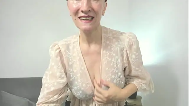 Snapshot of MargaretMilf69 chatting on September 21, 12:15 pm MargaretMilf69 online show from September 21, 12:15 pm