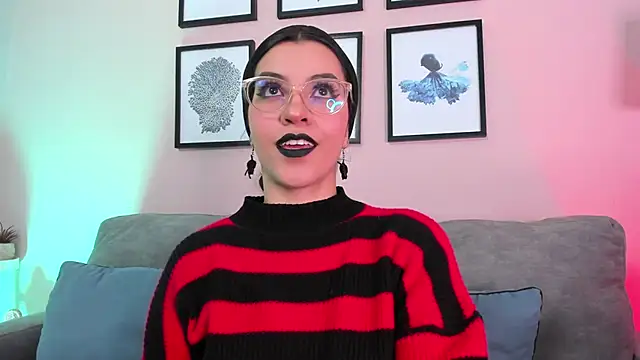 nina  dixon online show from January 7, 10:46 pm