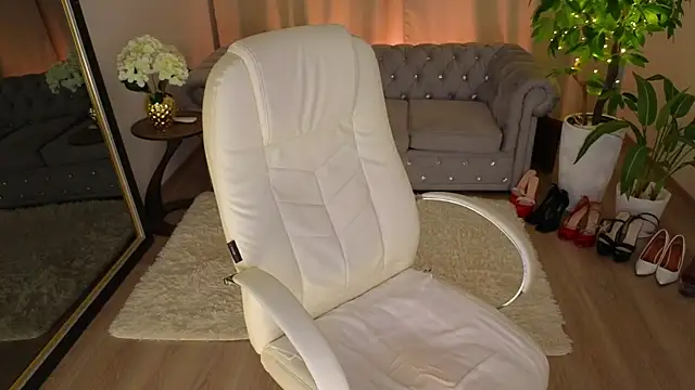 Victoria Korff online show from May 29, 3:54 pm