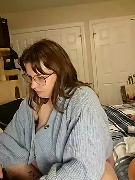 Snapshot of MrsJess chatting on September 22, 1:59 am MrsJess online show from September 22, 1:59 am