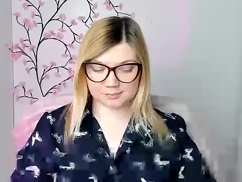 Lola moree online show from April 15, 11:44 am