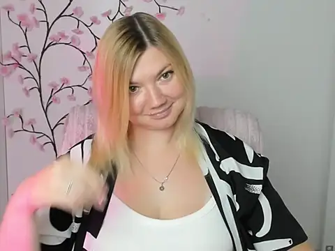 Lola moree online show from July 16, 11:37 am