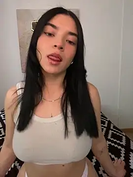 Snapshot of eileensophi chatting on September 21, 10:19 pm eileensophi online show from September 21, 10:19 pm