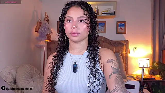 Marivimichel1 online show from March 3, 10:21 am