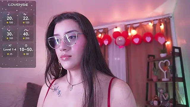 Snapshot of Nalia_adams chatting on October 6, 2:23 pm Nalia adams online show from October 6, 2:23 pm
