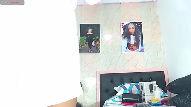 k stormi  online show from November 14, 1:27 am