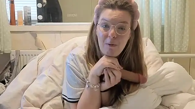 Demi WelshX online show from November 20, 11:44 am