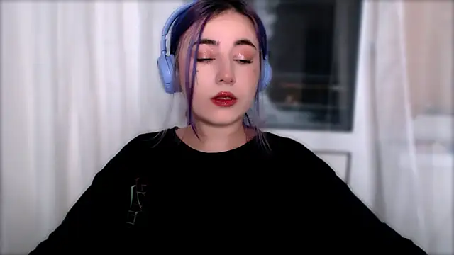 purplewitch online show from November 9, 11:44 pm