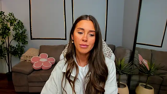 Anya-Ray online show from April 27, 12:46 pm