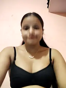 CUTE 09 online show from April 26, 3:43 pm