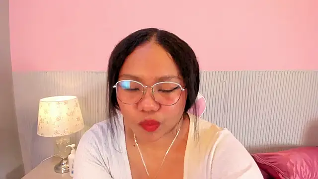 yeikafoxy online show from October 29, 11:03 am