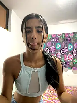 Snapshot of eva_roseee chatting on October 6, 6:34 pm eva roseee online show from October 6, 6:34 pm