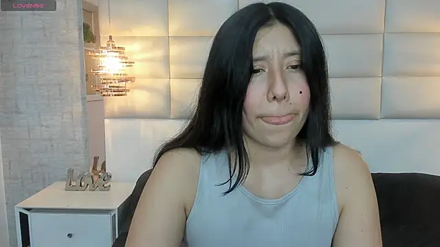 Snapshot of Nohemi_louse chatting on September 18, 7:56 pm Nohemi louse online show from September 18, 7:56 pm