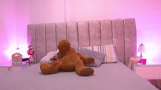 sara lopee1 online show from December 22, 11:57 am