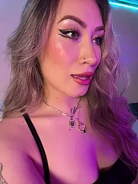 Snapshot of Lally_Valencia__ chatting on October 12, 3:42 am Lally Valencia online show from October 12, 3:42 am