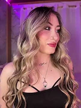 Lally Valencia   online show from June 6, 7:14 am