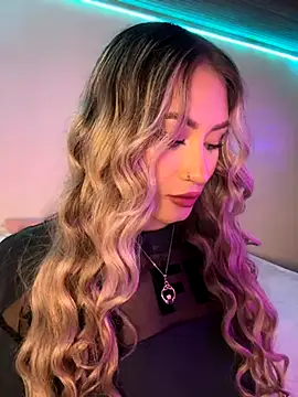 Snapshot of Lally_Valencia__ chatting on September 18, 7:51 am Lally Valencia online show from September 18, 7:51 am