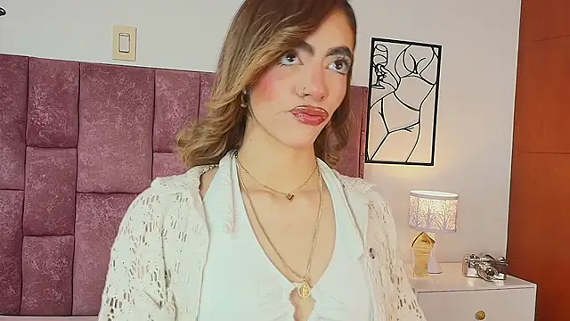 Violetta Ficher online show from July 29, 12:05 pm