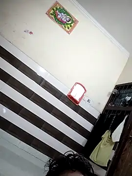 sdfuubjkn online show from March 15, 5:26 pm