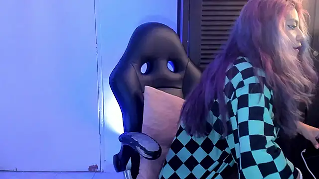 JolietDupont online show from September 11, 9:15 pm