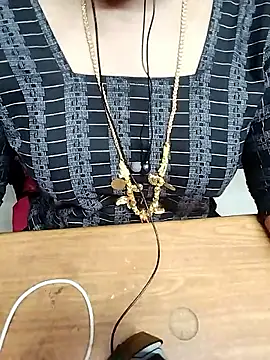 Snapshot of Tamil_Radha chatting on October 12, 12:57 am Tamil Radha online show from October 12, 12:57 am