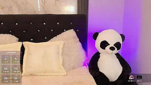 Snapshot of Enyel_valmina chatting on October 7, 10:36 pm Enyel valmina online show from October 7, 10:36 pm