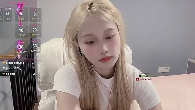 xunian71O online show from October 3, 10:15 pm