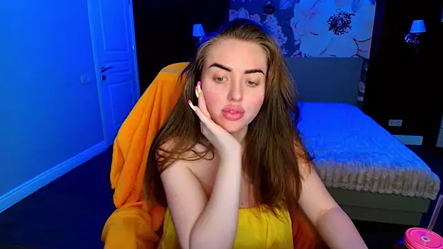 MissisCaty online show from July 11, 8:53 pm