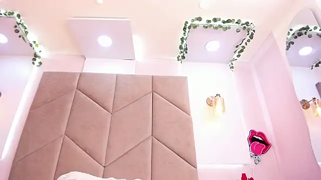 AzunaStar online show from September 25, 9:23 pm