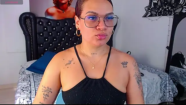 Taliana36 online show from October 22, 12:21 pm