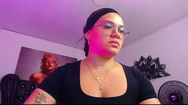 Taliana36 online show from December 5, 1:34 pm