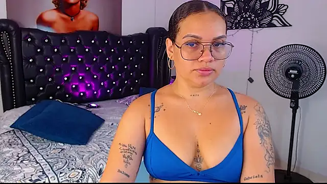 Taliana36 online show from November 6, 12:33 pm