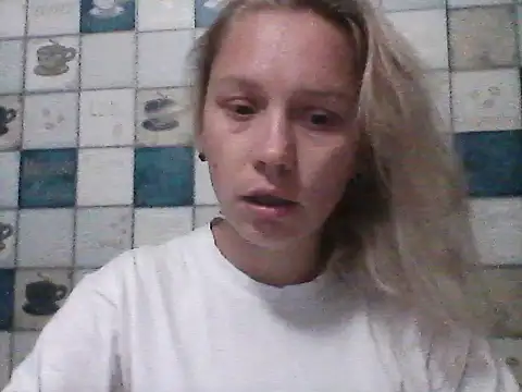 Snapshot of Anna_wey chatting on September 8, 6:29 pm Anna wey online show from September 8, 6:29 pm