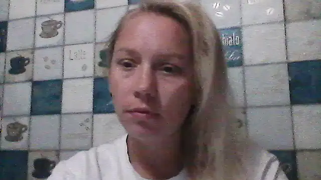 Snapshot of Anna_wey chatting on September 10, 6:41 pm Anna wey online show from September 10, 6:41 pm