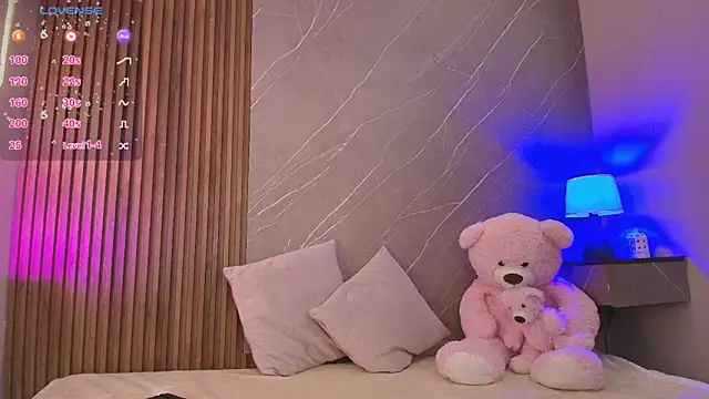 ariana jhonson1 online show from March 10, 12:42 pm