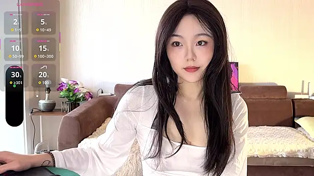 nanaliu6 online show from September 24, 1:37 am