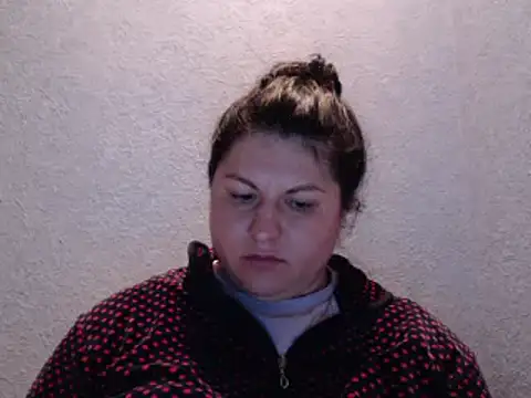 KiraSwee online show from October 7, 4:33 pm